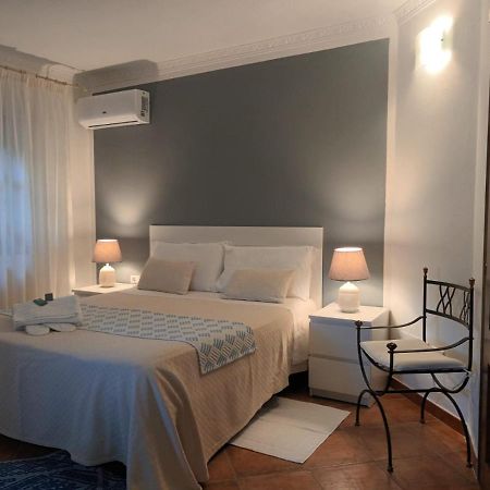 Hotel Domus Francy San Teodoro  Exterior foto