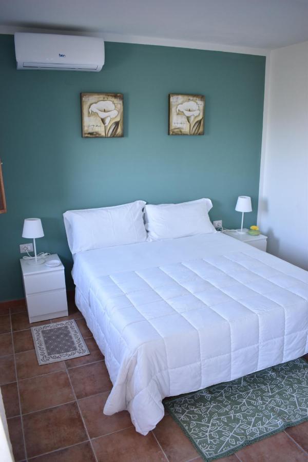 Hotel Domus Francy San Teodoro  Exterior foto
