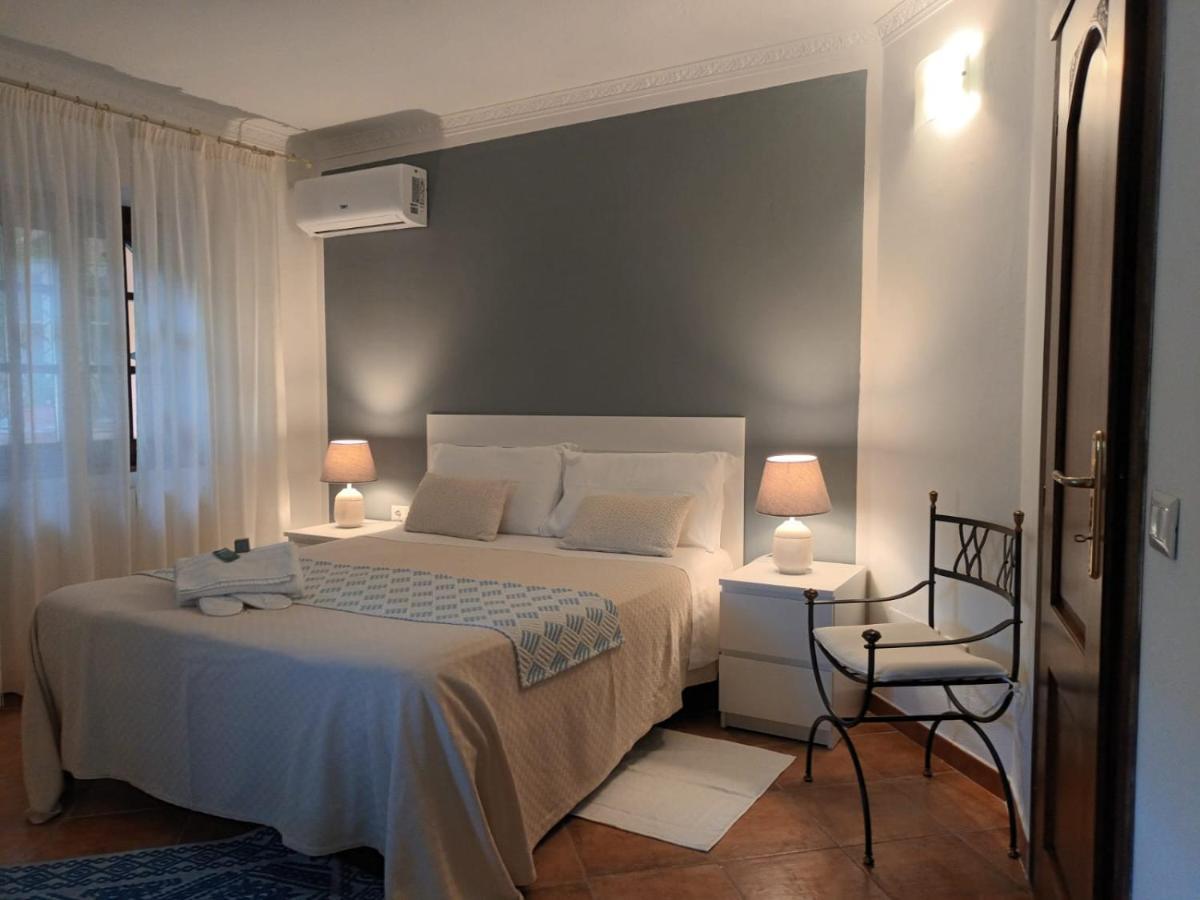 Hotel Domus Francy San Teodoro  Exterior foto