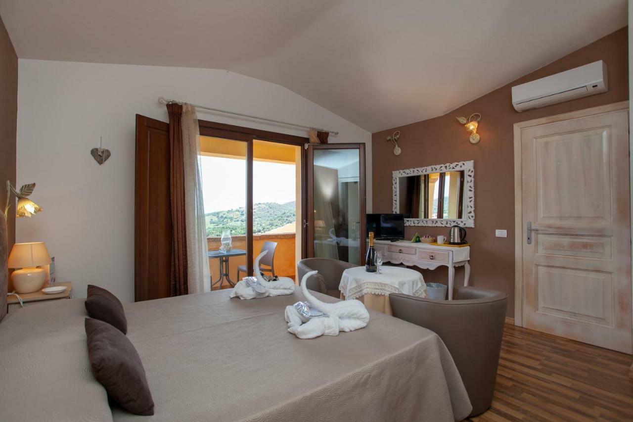 Hotel Domus Francy San Teodoro  Exterior foto