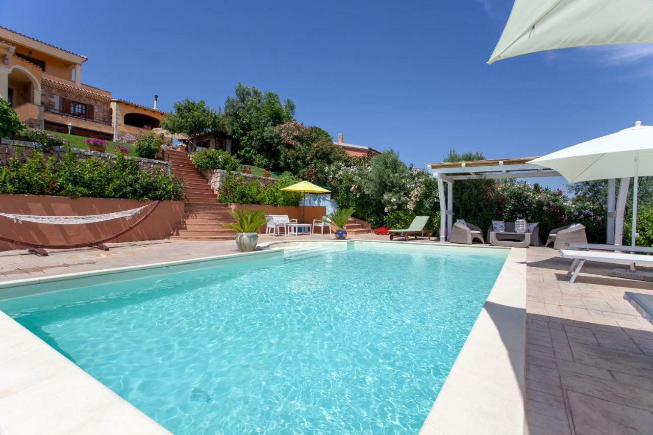 Hotel Domus Francy San Teodoro  Exterior foto