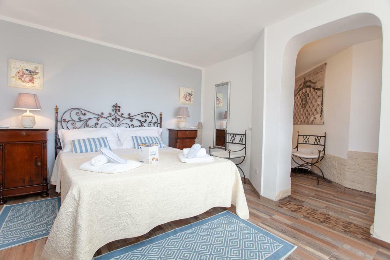 Hotel Domus Francy San Teodoro  Exterior foto